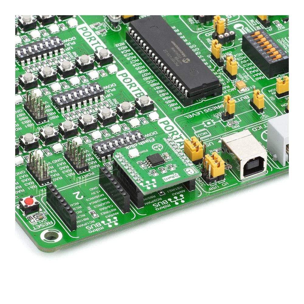 Mikroelektronika d.o.o. MIKROE-1199 Flash Click Board - The Debug Store UK